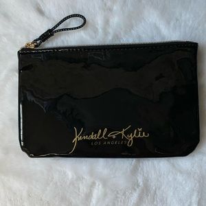 New Kendall & Kylie makeup case